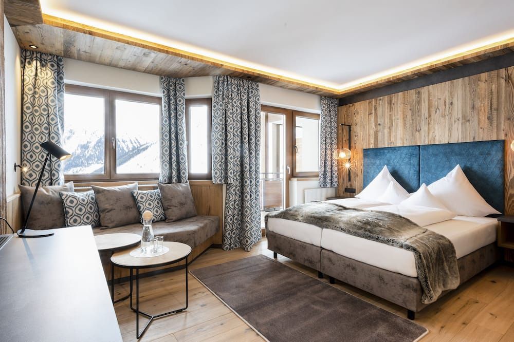 Hotel Almhof - Galtur