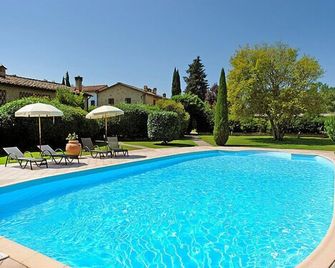 Capanna di Sotto by Interhome - Monteriggioni - Piscina