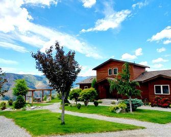 Beautiful Views- Electric vehicle friendly - Pateros - Building