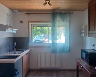 maison en ville au calme - Fleurance - Cuisine