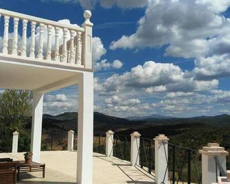 Elegant Villa in Algar with Private Pool - Algar - Balcón