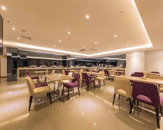 Lavande Hotels·Linyi Yinan Junyue Shopping Center - Linyi - Restaurante