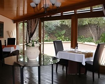 Somona Guest House - Γιοχάνεσμπουργκ - Εστιατόριο