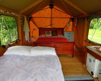 Omarama Oasis - Permaculture Glamping - Pohara - Chambre