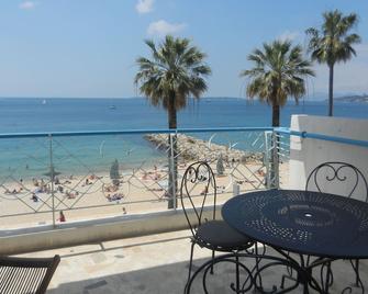 Juan Les Pins: Apartment/ flat - Juan les pinsLuxury ApartmentResidential flat - Antibes - Balcony