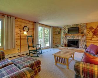 Country Vacation Rental in Mercer at Waterfall! - Mercer - Sala de estar