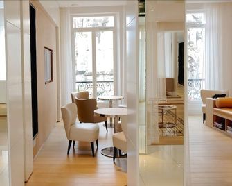 Le César Hôtel - Provins - Lobby
