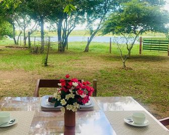 Lake front cottage sigiriya - סיגיריאה - פטיו