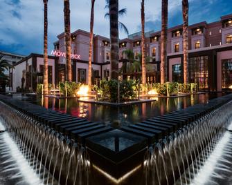 Mövenpick Hotel Mansour Eddahbi Marrakech - Marrakech - Gebouw