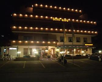 Hotel Mira - Tujetsch - Gebouw
