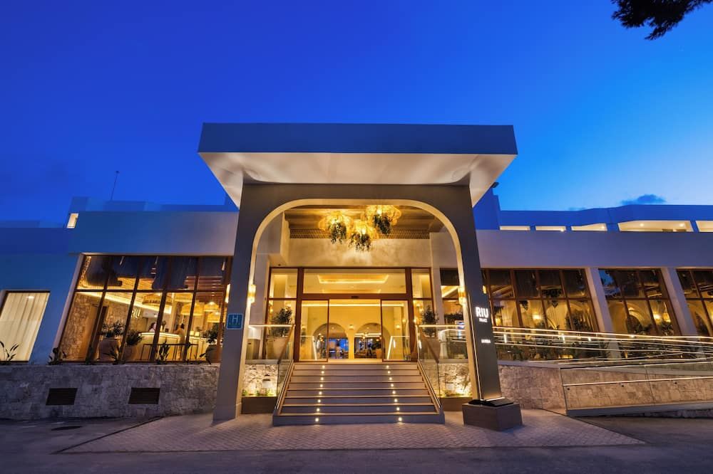 Hotel Riu Palace La Mola - Platja de Migjorn - Gebäude
