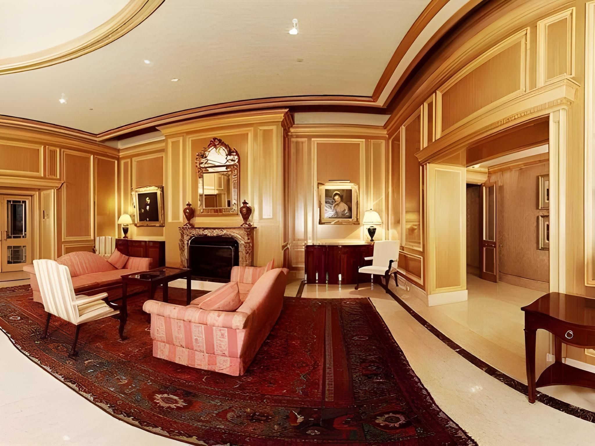 Sir Stamford Circular Quay