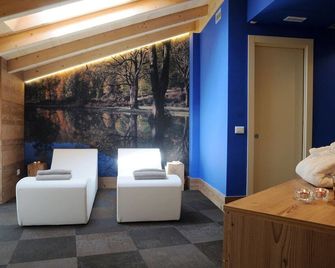 Touring Hotel & Spa - Edolo - Sala de estar