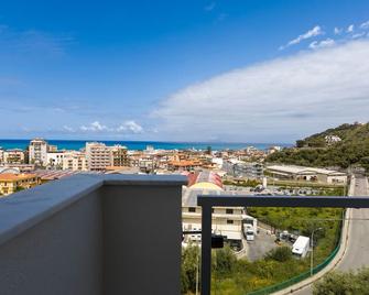 Casa Panoramica Capo D'Orlando - Capo d'Orlando - Балкон