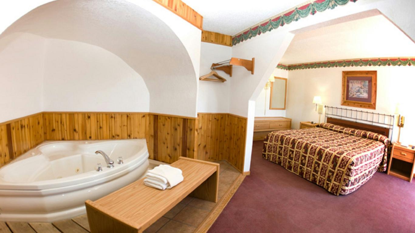 North Country Inn and Suites