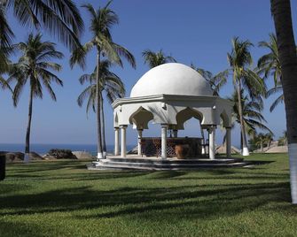 Hotel Aldea del Bazar - Puerto Escondido