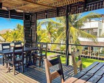 Isla Parlama Boutique Hotel - El Hawaii - Patio
