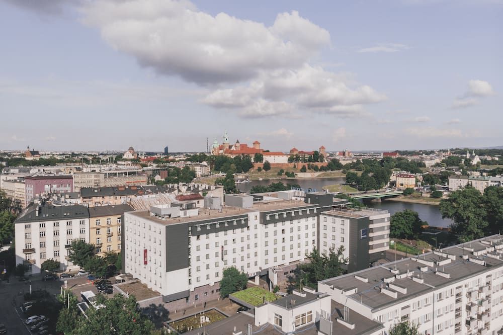 Outdoors view view of ibis Krakow Centrum