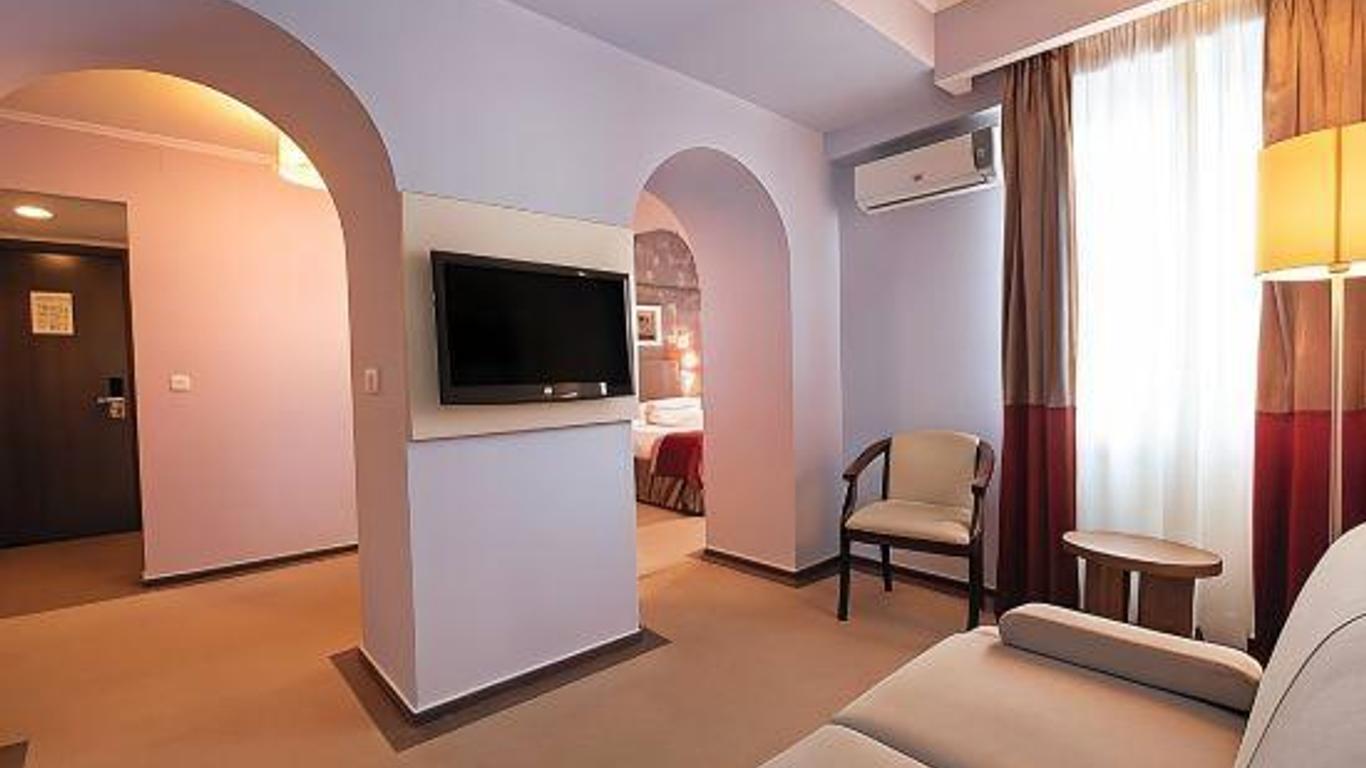 Hotel Ambasador