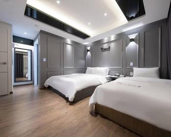 Stay Hotel - Gwangju - Schlafzimmer