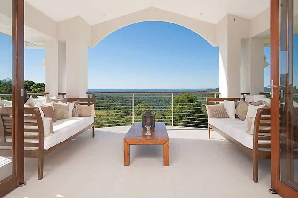 Alexandria Retreat - Luxury Romantic B&B Getaway - דונאן - מרפסת