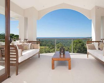 Alexandria Retreat - Luxury Romantic B&B Getaway - Doonan - Balcone