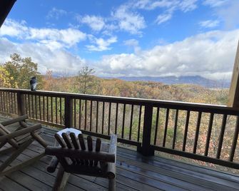 Honeymoon View #1 - Pigeon Forge - Balcón