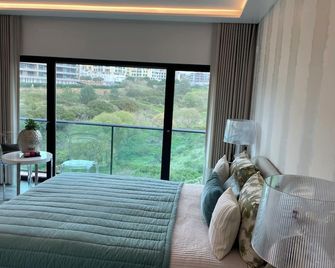 Sunshine Ericeira Where the sea is bluer, spot to enjoy the Sun Set. - Ericeira - Schlafzimmer