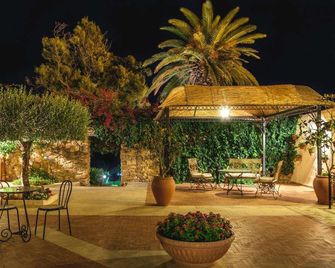 Hotel Foresteria Baglio Della Luna - Agrigente - Patio