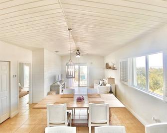 Bimini Sky, Amazing views Optional Golf Cart 2/2 - Bailey Town - Dining room