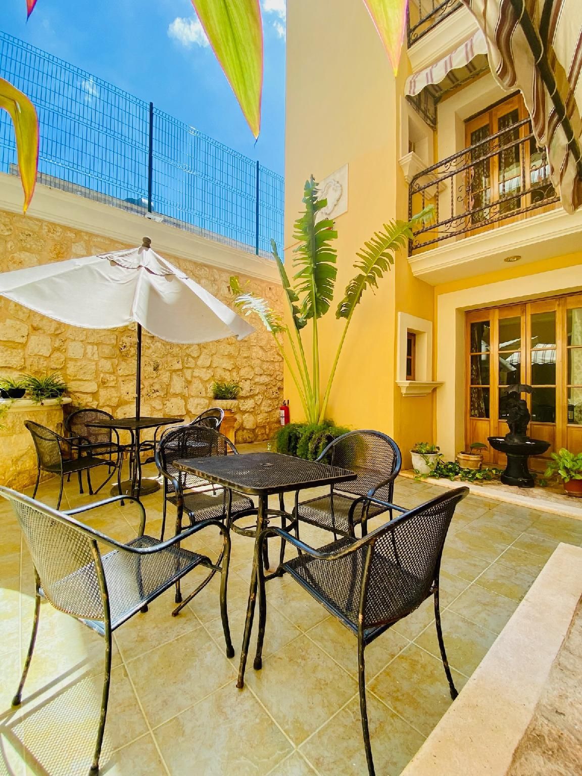 كانكون إنترناشونال سويتس - كانكون - شرفة مرصوفة