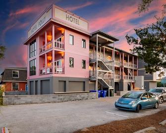 Boutique Hotel Folly Room 6: King Deluxe Studio - cozy porch views of the Folly River - Folly Beach - Building