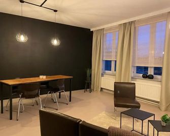 Herentals Hideaway With Balcony - Herentals - Dining room