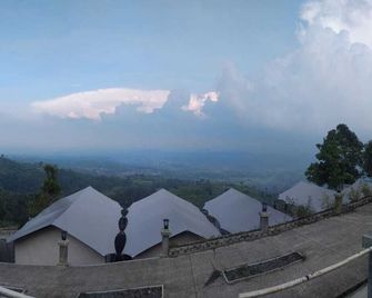 glamping royal mulia - Kuningan