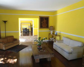 Colonial Hostel - Sao Paulo - Living room