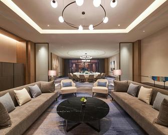 Four Points by Sheraton Jiaxing - Ťia-sing - Ložnice