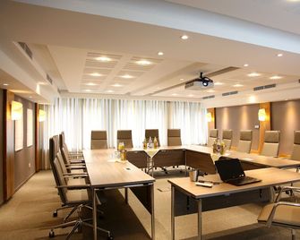 Flair Hotel Nieder - Bestwig - Salle de réunion