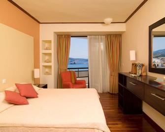 Limira Mare Hotel - Neapoli Vion - Спальня
