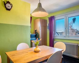 Blackforest Ferienwohnung - Sankt Georgen im Schwarzwald - Essbereich