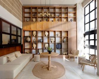 Anise Aluma Athens, Tapestry Collection by Hilton - Athènes - Salon