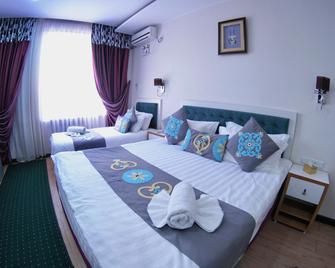 Rohat Hotel - Duschanbe - Schlafzimmer