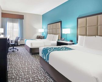 La Quinta Inn & Suites by Wyndham Paris - Paris - Slaapkamer