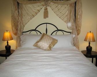 Orchid Inn and Ginger Restaurant - Niagara-on-the-Lake - Bedroom