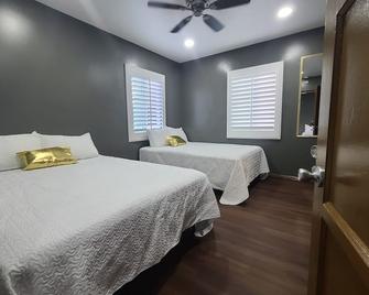 1a. Redondo Beach, Lax Free Wifi Private & Laundry - Lawndale - Bedroom