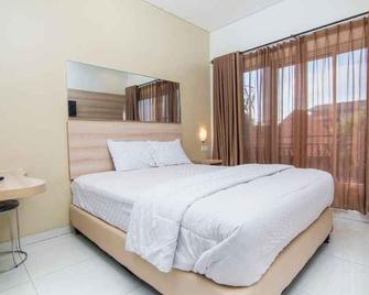 Oemah Djari Guest House Semarang - Semarang - Bedroom