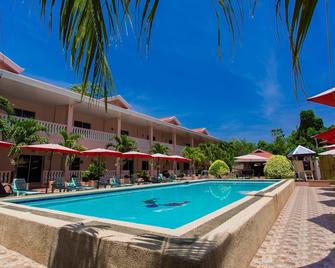 Conrada's Place Hotel and Resort - Panglao - Piscina