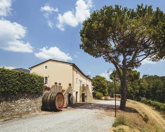 Antique Farmhouse On The Hills Of Lucca - Capannori - Edificio