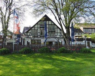 Hotel Weserstuben - Hehlen - Gebäude