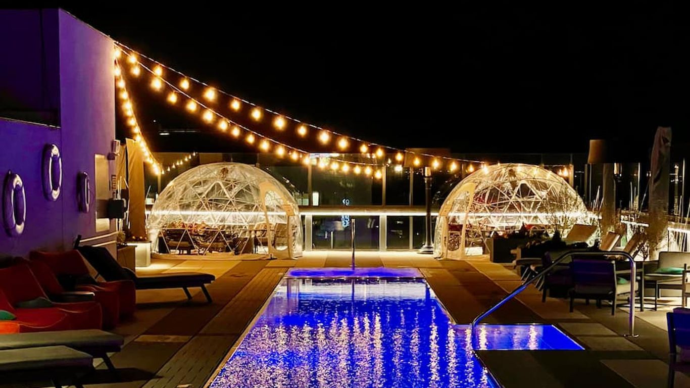 The Jacquard, Autograph Collection