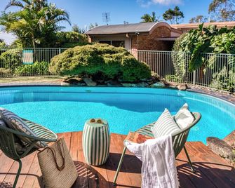 Maleny Terrace Cottages - Maleny - Piscina